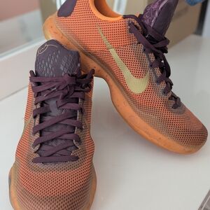 Nike Men's Orange and Purple Athletic Shoes